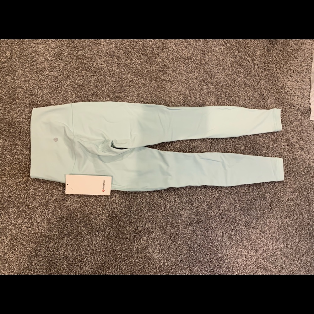 NWT Lululemon Align Leggings- Delicate mint